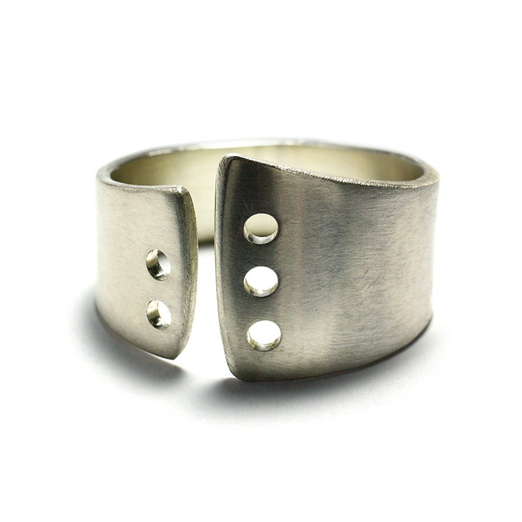 Sterling Silver Jewelry | Rings and Wedding Bands | 5 Shot Swoop Bands | Michele Lee | Rarefy Studio