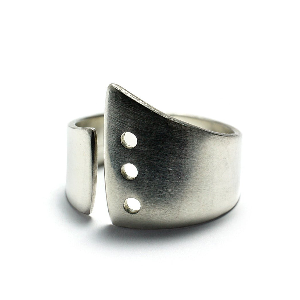 Sterling Silver Jewelry | Rings and Wedding Bands | 3 Shot Swoop Bands | Michele Lee | Rarefy Studio